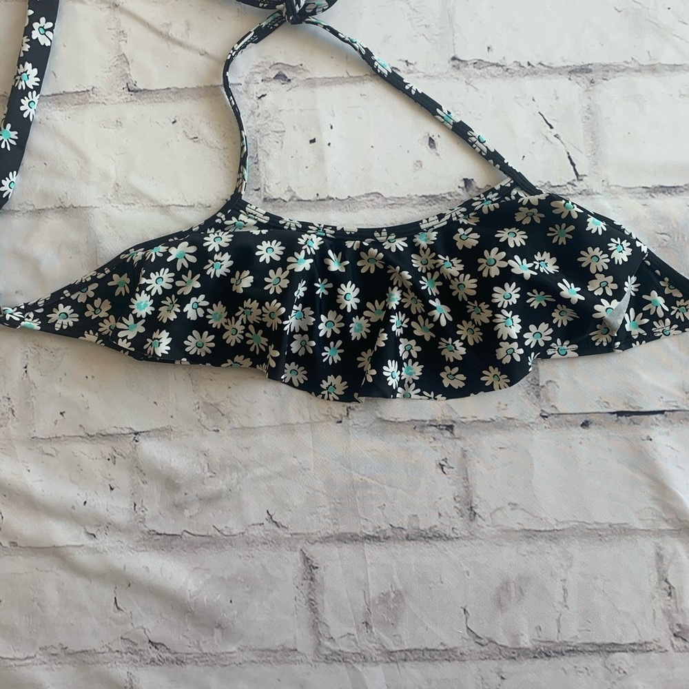 5/$35💥🌞California Waves Bikini Top🌞 - Picture 5 of 5